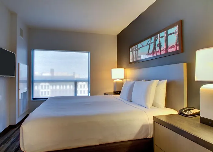 Hyatt House Chicago/evanston Hotel