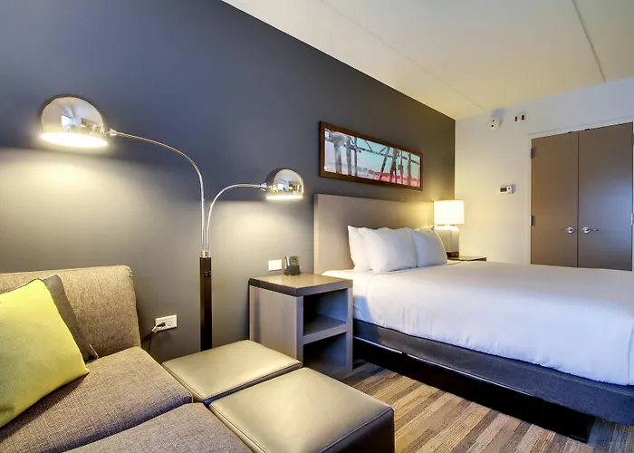 Hyatt House Chicago/evanston Hotel